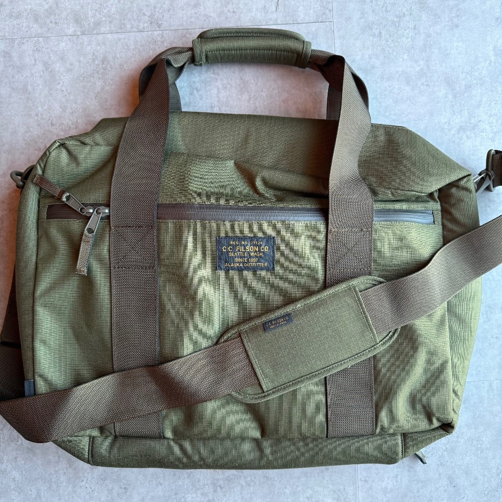 Filson Nylon Ripstop Pullman duffel, surplus green